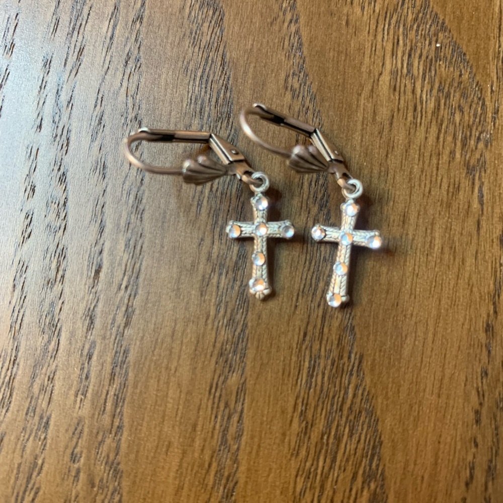 NWOT ANNE KOPLIK CROSS EARRINGS